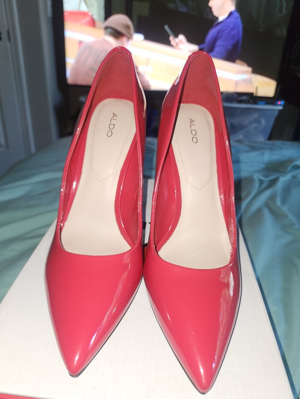 ALDO Red Patent Pointed-Toe Heart Stiletto Heels Size 40 9 - Picture 4 of 5